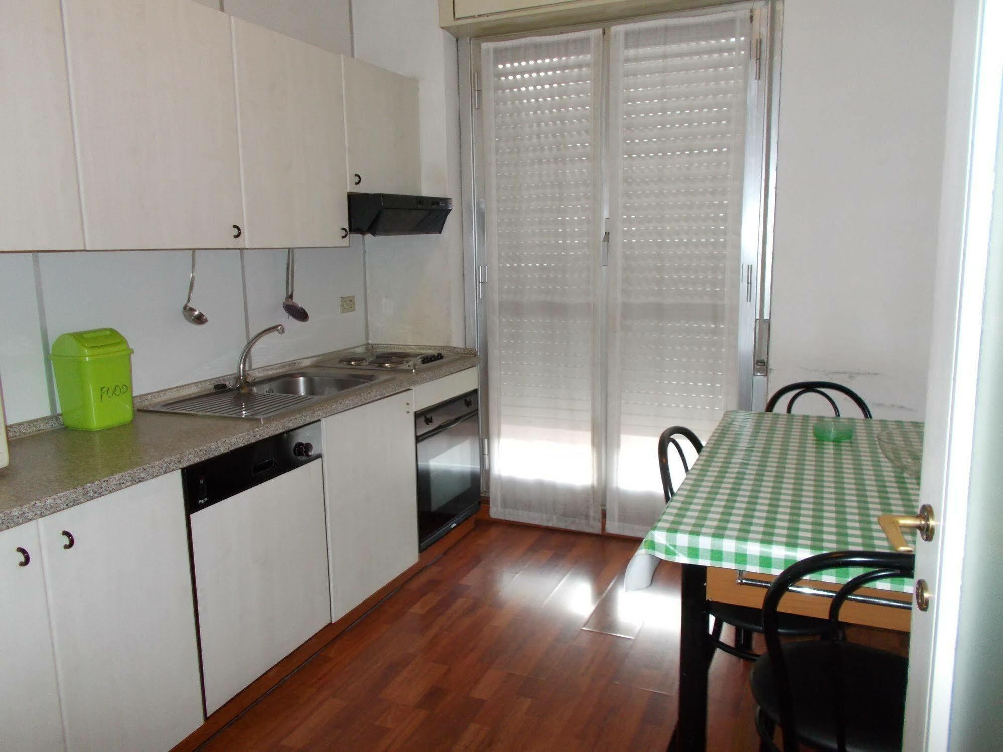 Residence Pola มิลาน ภายนอก รูปภาพ